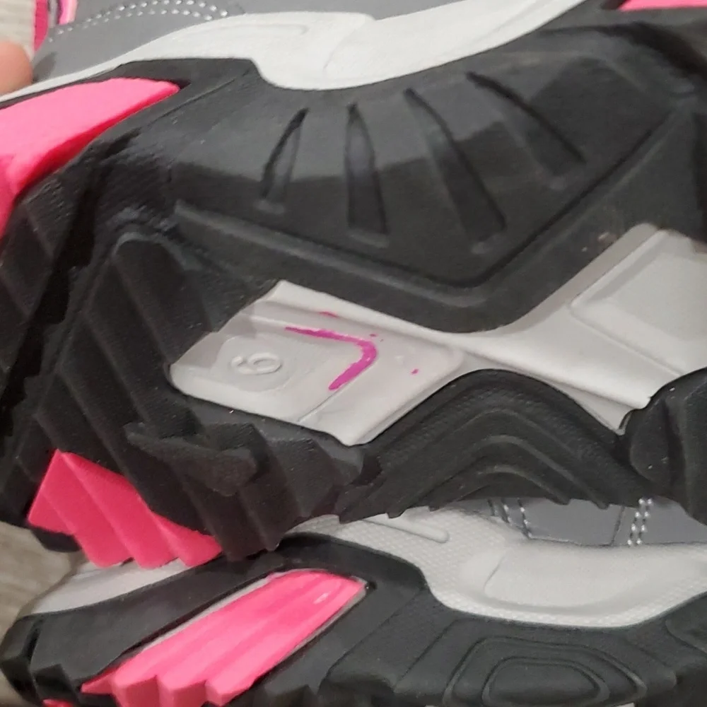 K Komforme Snowboots Size 6